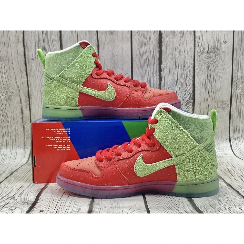 Nike Dunk High SB Strawberry Cough Size 11.5 CW7093‑600‎
